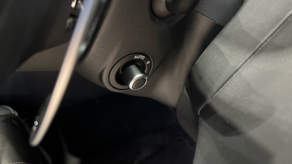 Used Land Rover Range Rover Velar 2021 for sale - 77047709: Photo 76