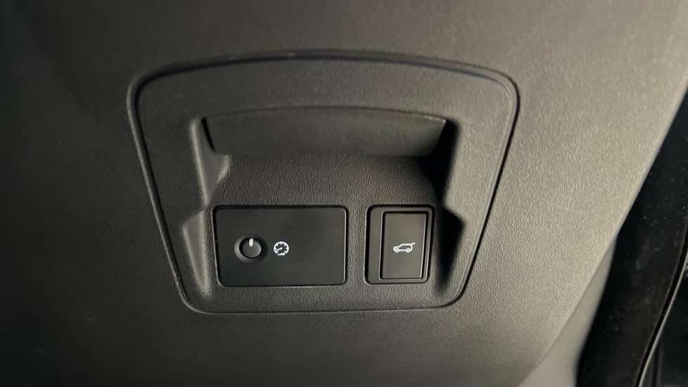 Used Land Rover Range Rover Velar 2021 for sale - 77047709: Photo 78