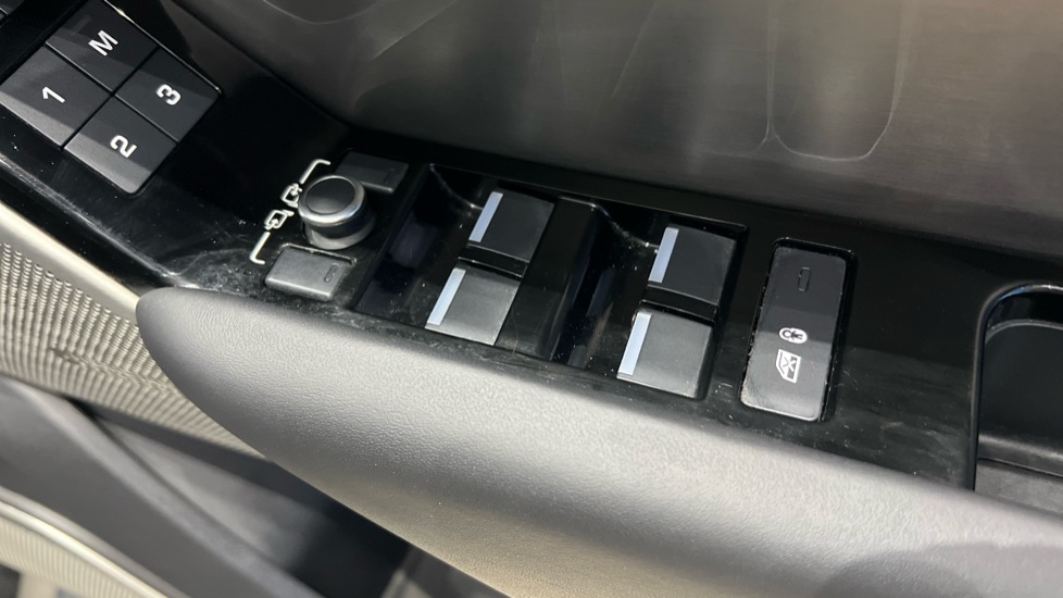 Used Land Rover Range Rover Velar 2021 for sale - 77047709: Photo 83