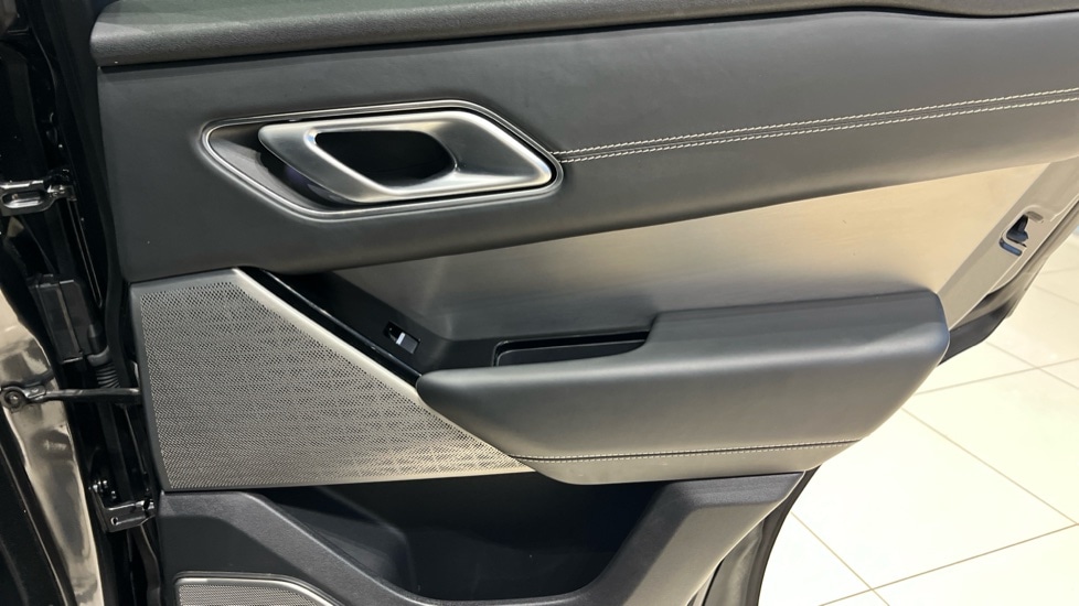 Used Land Rover Range Rover Velar 2021 for sale - 77047709: Photo 86