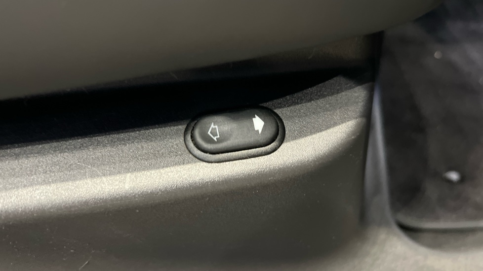 Used Land Rover Range Rover Velar 2021 for sale - 77047709: Photo 89