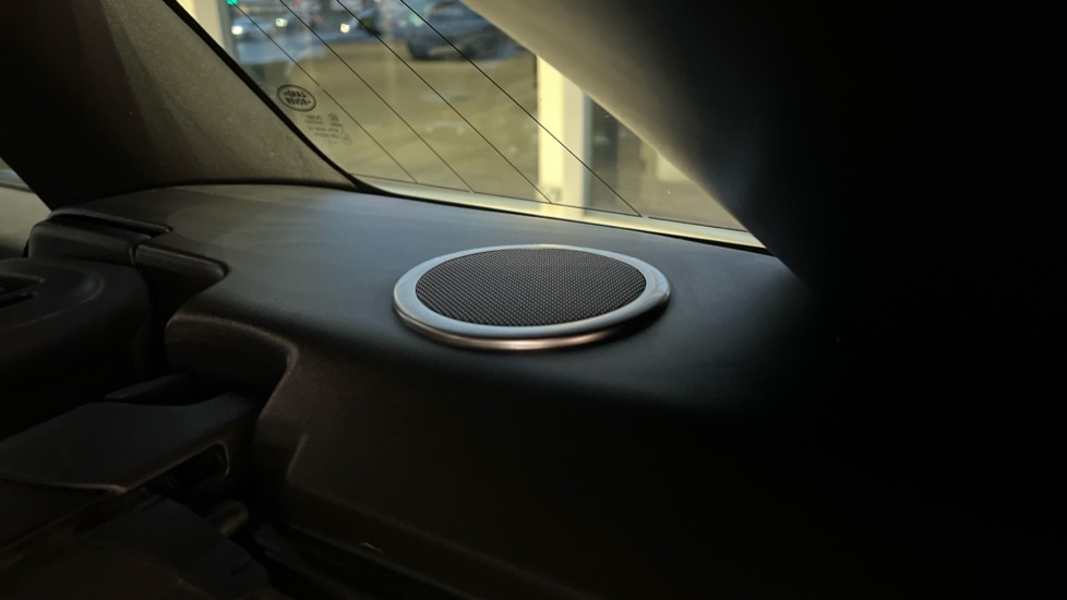 Used Land Rover Range Rover Velar 2021 for sale - 77047709: Photo 90