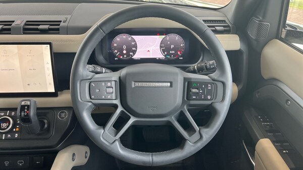 Used Land Rover Defender 2023 for sale - 75565614: Photo 15