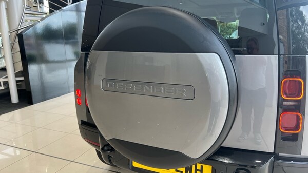 Used Land Rover Defender 2023 for sale - 75565614: Photo 49