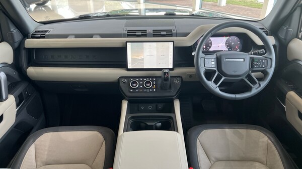 Used Land Rover Defender 2023 for sale - 75565614: Photo 9