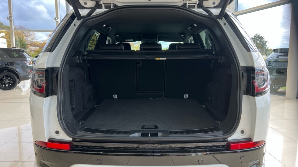 Used Land Rover Discovery Sport 2021 for sale - 76191051: Photo 10