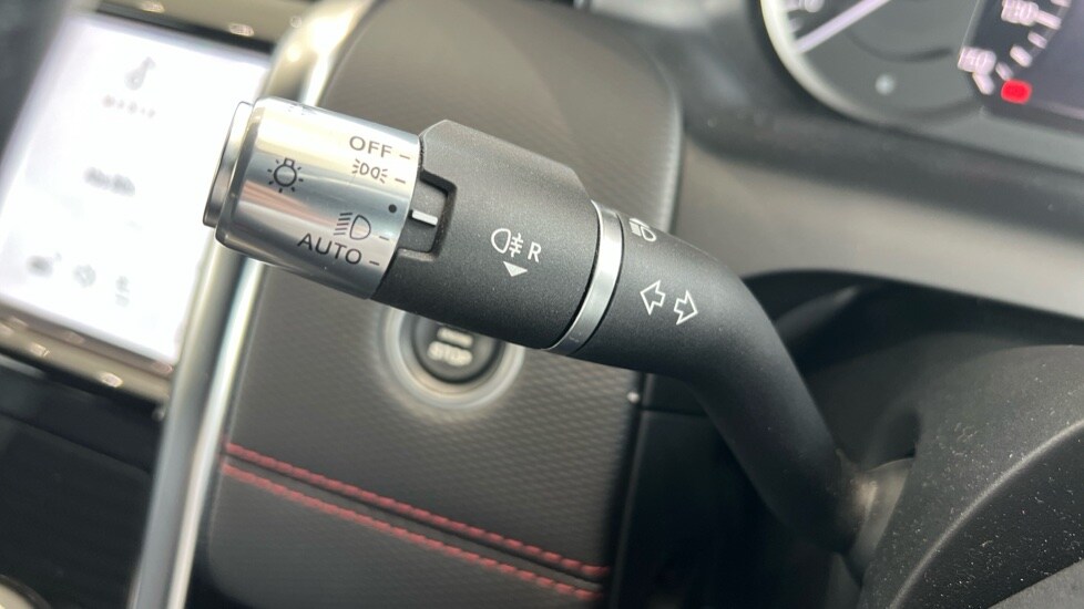 Used Land Rover Discovery Sport 2021 for sale - 76191051: Photo 61