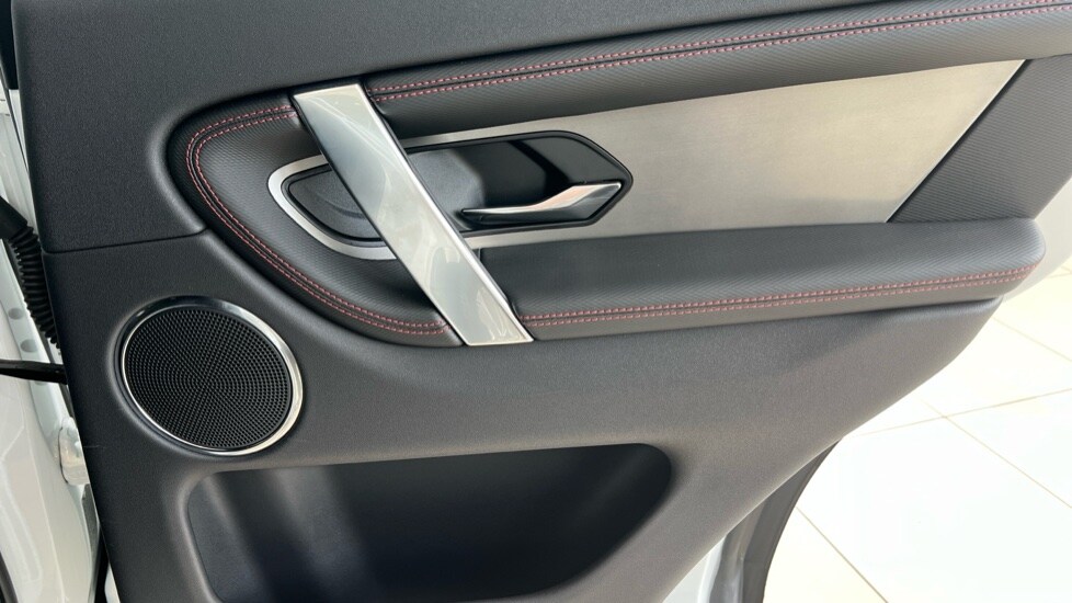 Used Land Rover Discovery Sport 2021 for sale - 76191051: Photo 72