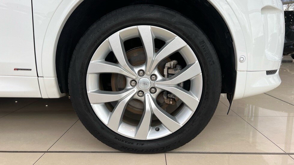 Used Land Rover Discovery Sport 2021 for sale - 76191051: Photo 8