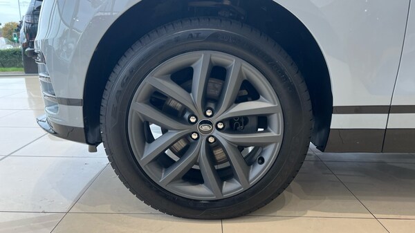 Used Land Rover Range Rover Velar 2023 for sale - 76265681: Photo 31