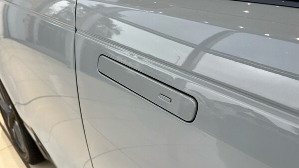 Used Land Rover Range Rover Velar 2023 for sale - 76265681: Photo 41