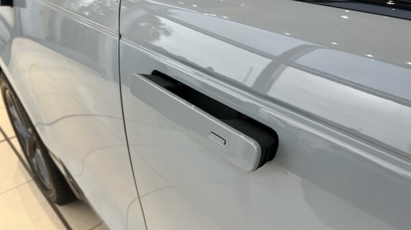 Used Land Rover Range Rover Velar 2023 for sale - 76265681: Photo 42