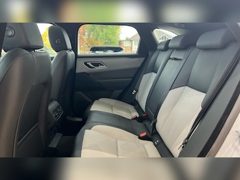 Used Land Rover Range Rover Velar 2023 for sale - 76265681: Photo 4