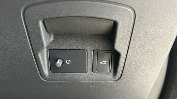 Used Land Rover Range Rover Velar 2023 for sale - 76265681: Photo 72