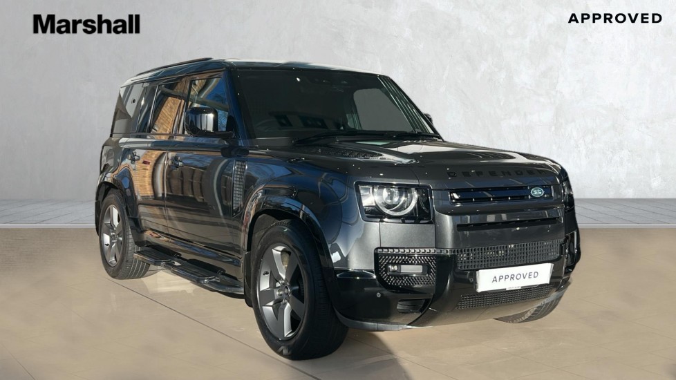 Used Land Rover Defender 2024 for sale - 76888776: Photo 1