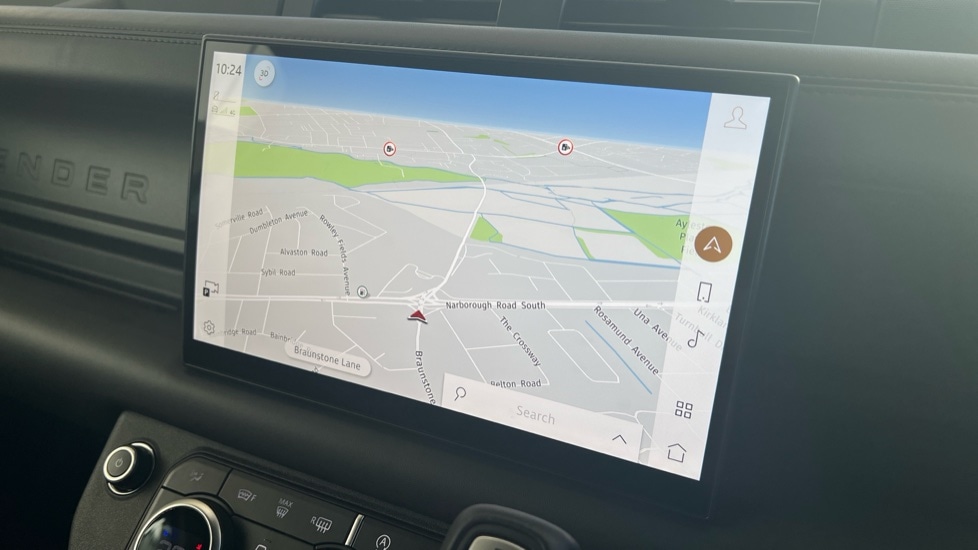 Used Land Rover Defender 2024 for sale - 76888776: Photo 11