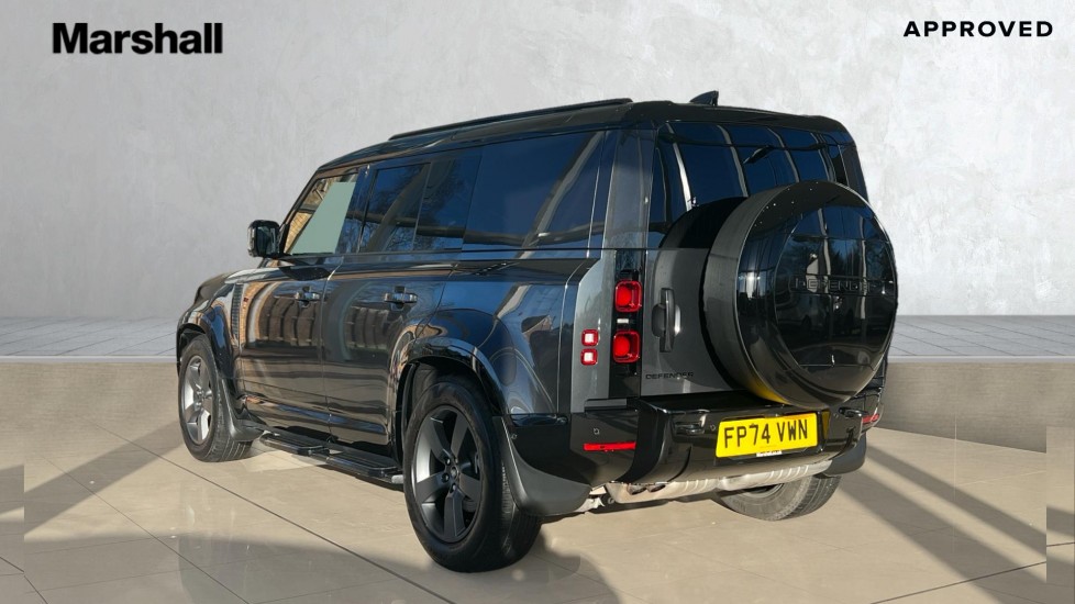Used Land Rover Defender 2024 for sale - 76888776: Photo 2