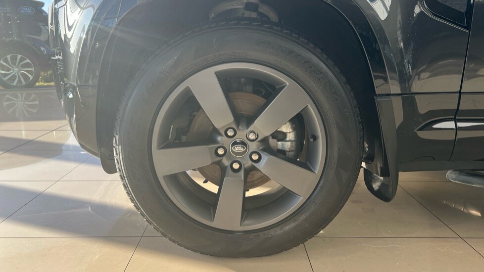 Used Land Rover Defender 2024 for sale - 76888776: Photo 31