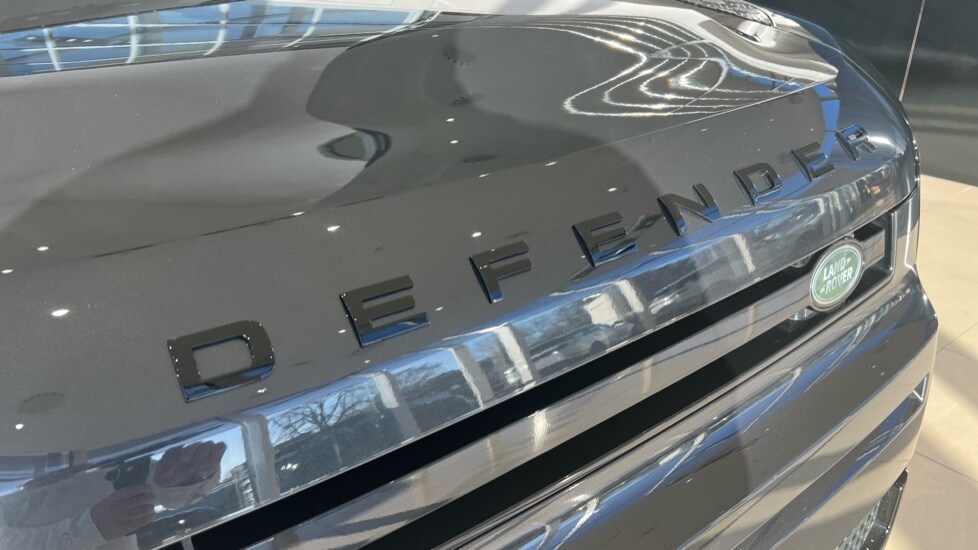 Used Land Rover Defender 2024 for sale - 76888776: Photo 36