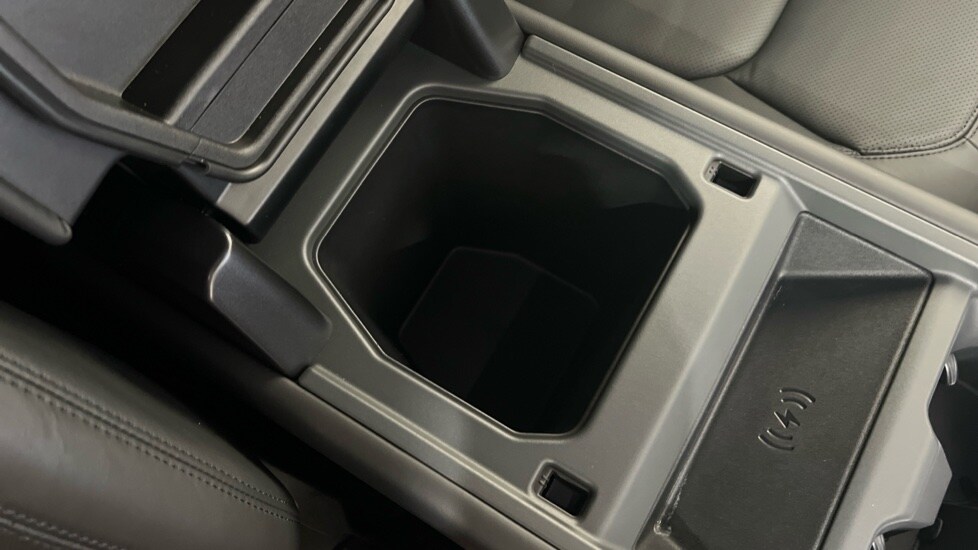 Used Land Rover Defender 2024 for sale - 76888776: Photo 65