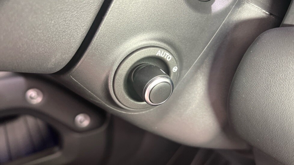 Used Land Rover Defender 2024 for sale - 76888776: Photo 72