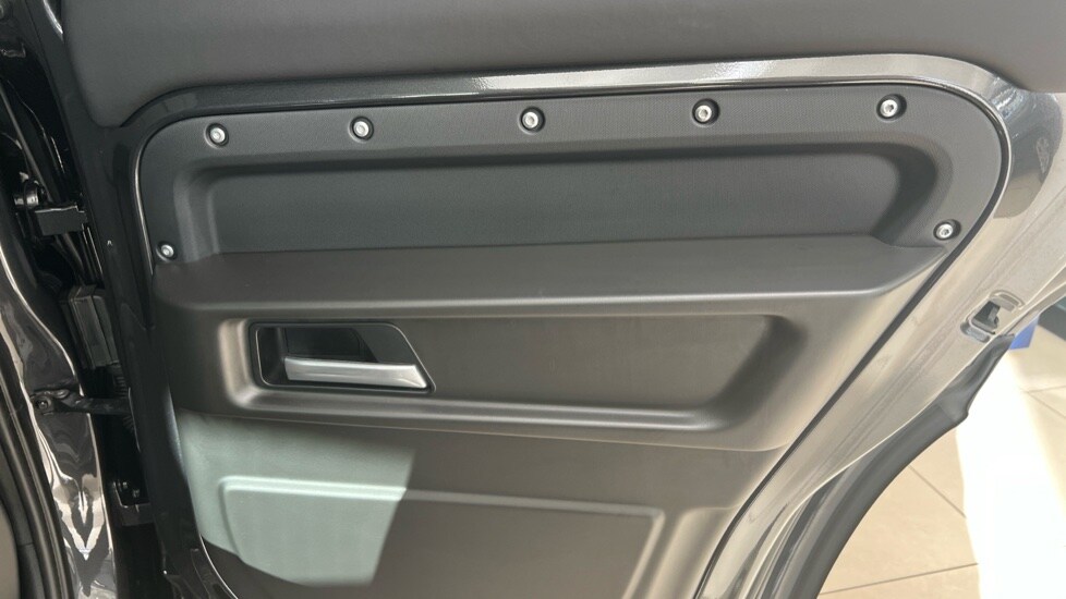 Used Land Rover Defender 2024 for sale - 76888776: Photo 80