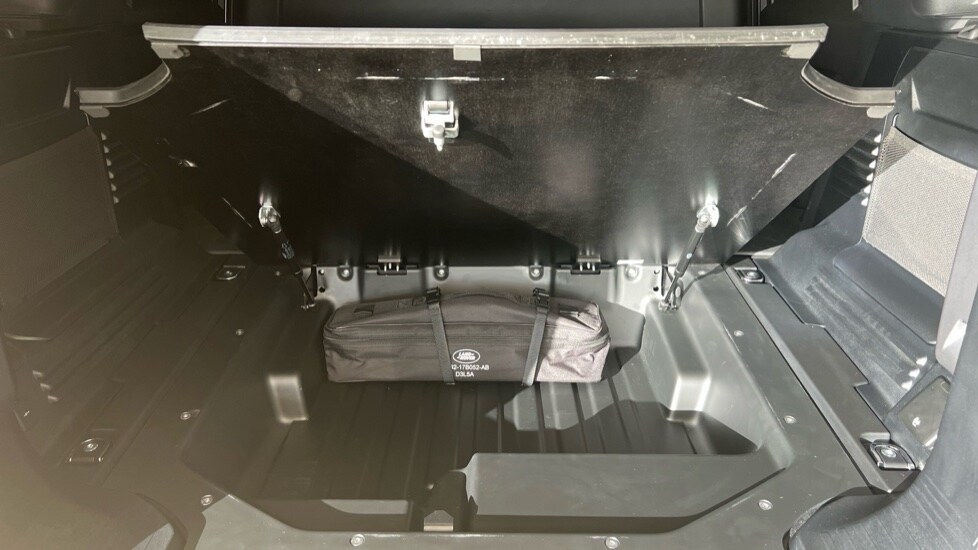 Used Land Rover Defender 2024 for sale - 76888776: Photo 82