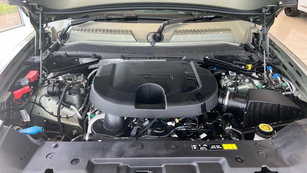 Used Land Rover Defender 2025 for sale - 76563694: Photo 30