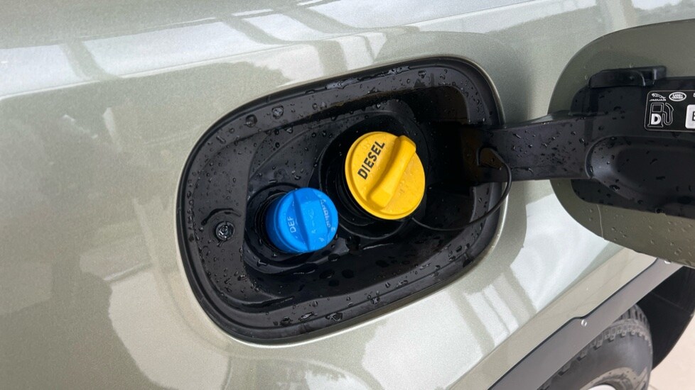 Used Land Rover Defender 2025 for sale - 76563694: Photo 43