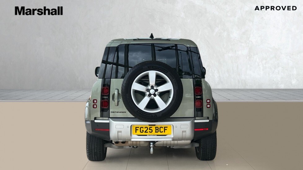 Used Land Rover Defender 2025 for sale - 76563694: Photo 6