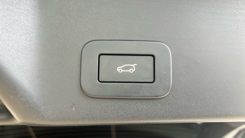 Vehicle 83