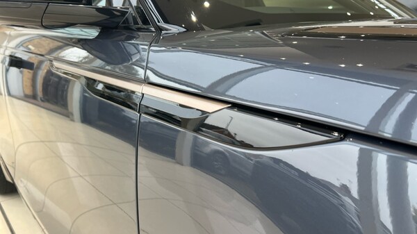 Used Land Rover Range Rover Velar 2024 for sale - 76244586: Photo 22