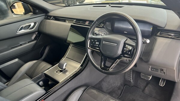 Used Land Rover Range Rover Velar 2024 for sale - 76244586: Photo 28