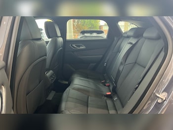 Used Land Rover Range Rover Velar 2024 for sale - 76244586: Photo 4
