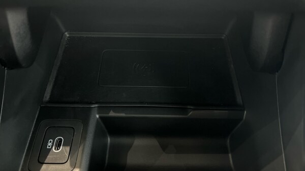 Used Land Rover Range Rover Velar 2024 for sale - 76244586: Photo 62