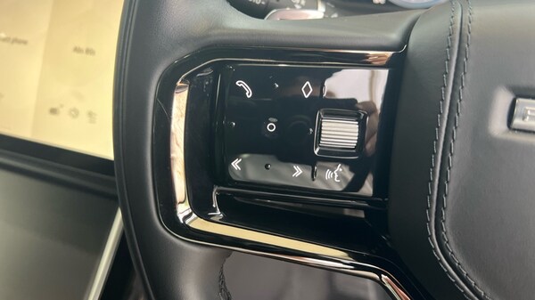 Used Land Rover Range Rover Velar 2024 for sale - 76244586: Photo 66