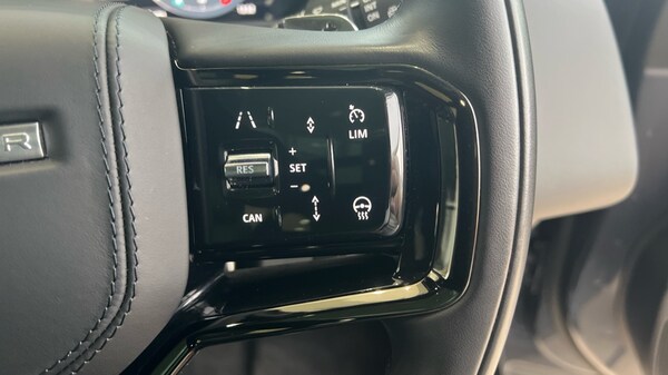 Used Land Rover Range Rover Velar 2024 for sale - 76244586: Photo 67