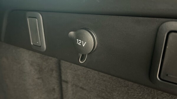 Used Land Rover Range Rover Velar 2024 for sale - 76244586: Photo 86