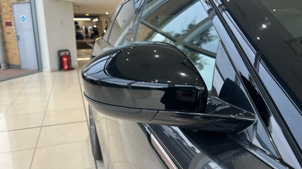 Used Land Rover Range Rover Velar 2024 for sale - 76254907: Photo 39