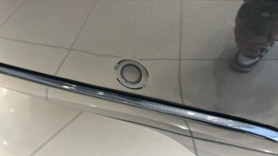 Used Land Rover Range Rover Velar 2024 for sale - 76254907: Photo 49