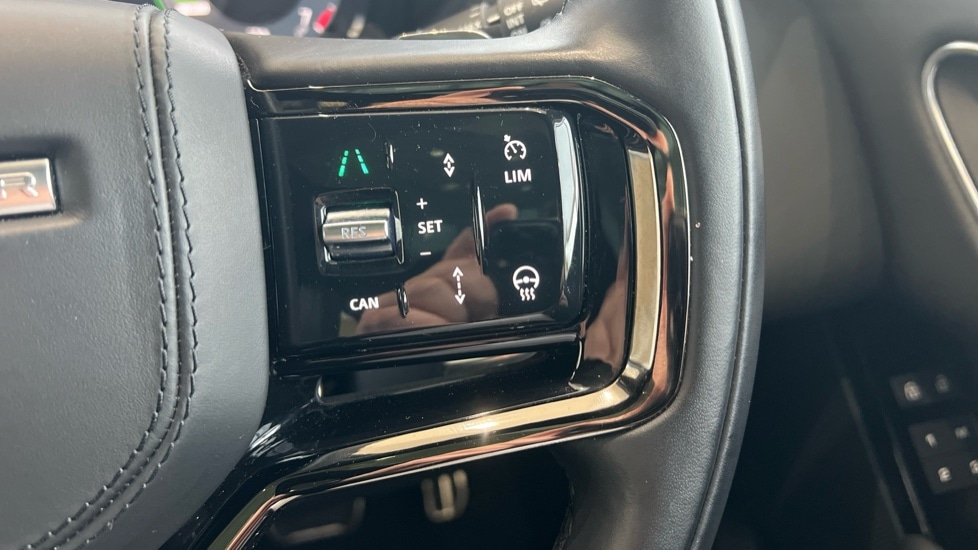 Used Land Rover Range Rover Velar 2024 for sale - 76254907: Photo 66