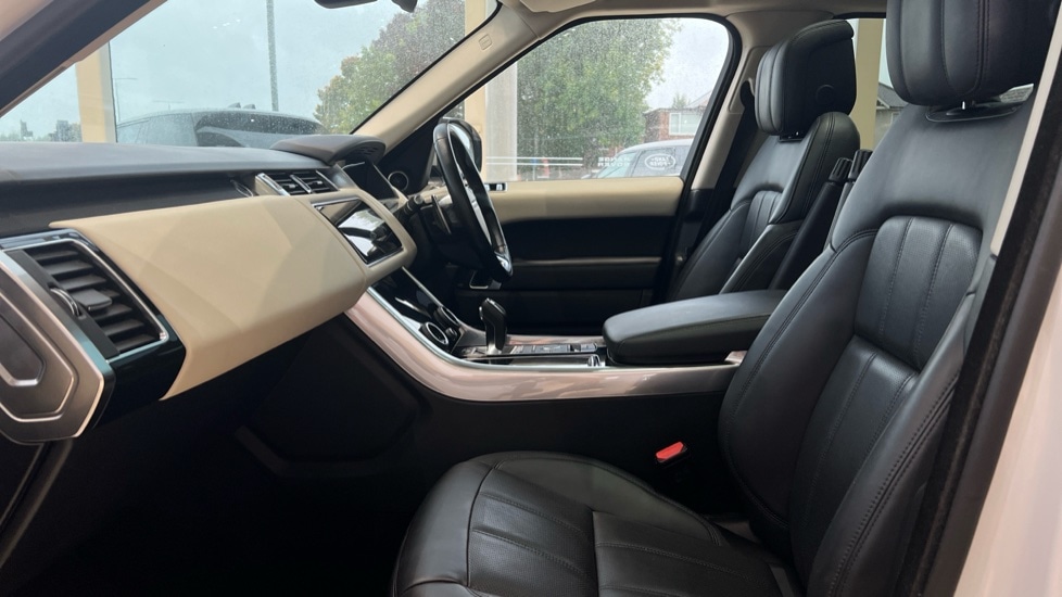 Used Land Rover Range Rover Sport 2021 for sale - 76519391: Photo 3