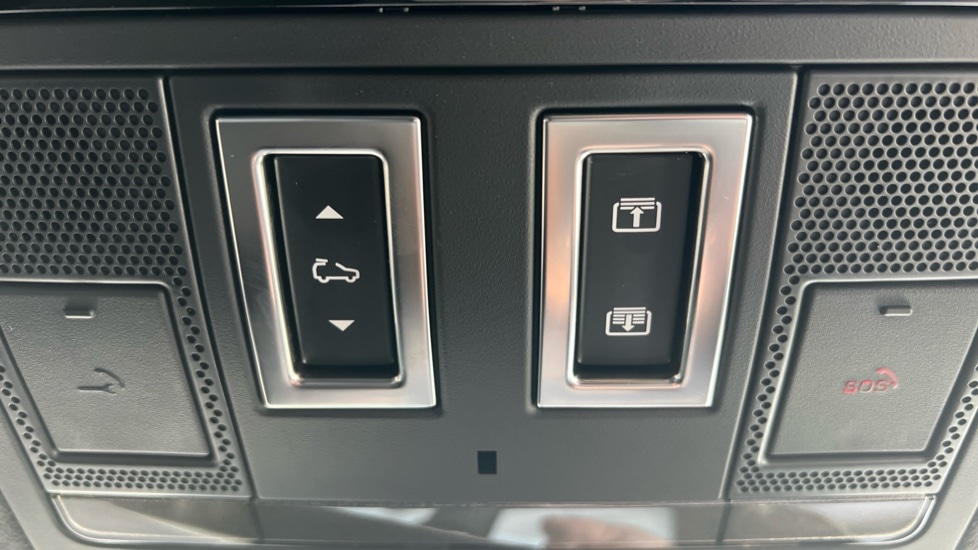 Used Land Rover Defender 2025 for sale - 76095952: Photo 71