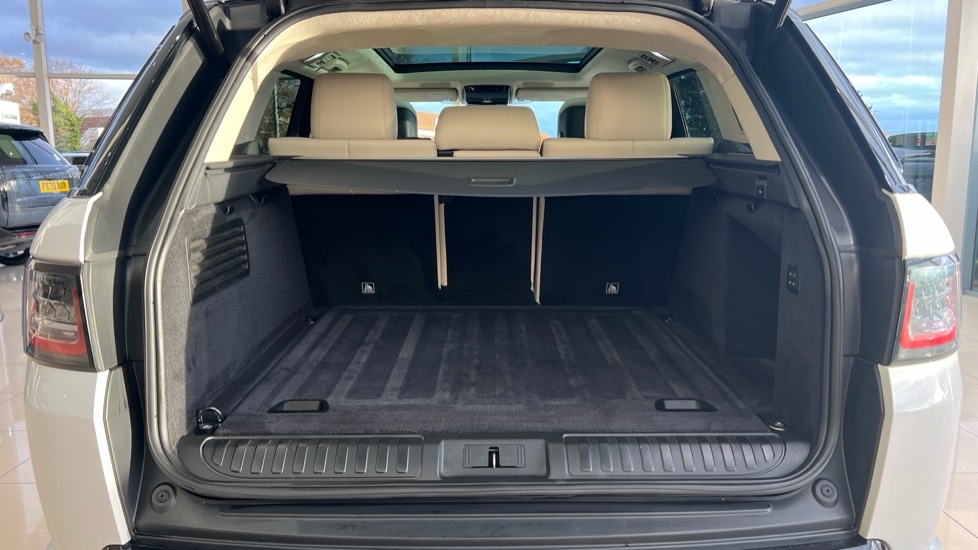 Used Land Rover Range Rover Sport 2019 for sale - 76528896: Photo 10