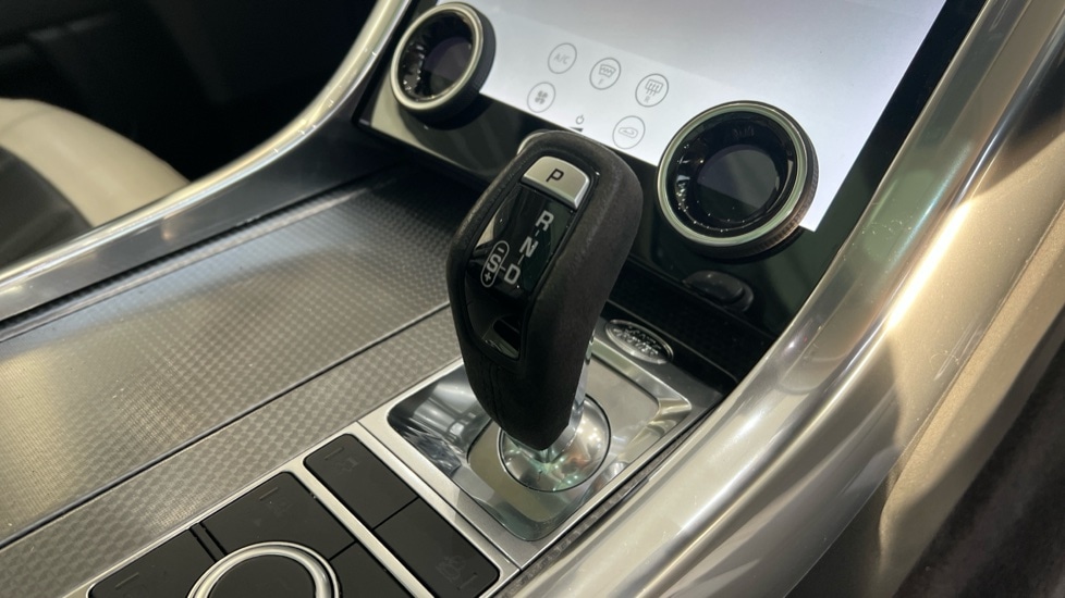 Used Land Rover Range Rover Sport 2019 for sale - 76528896: Photo 13