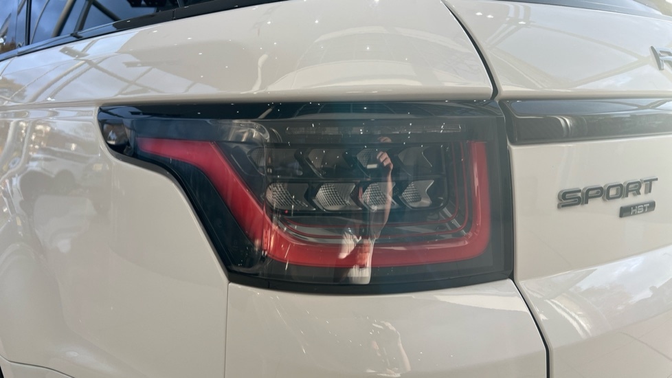 Used Land Rover Range Rover Sport 2019 for sale - 76528896: Photo 19
