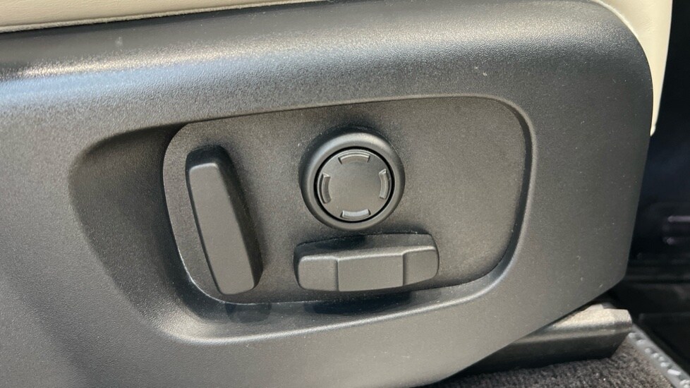 Used Land Rover Range Rover Sport 2019 for sale - 76528896: Photo 76