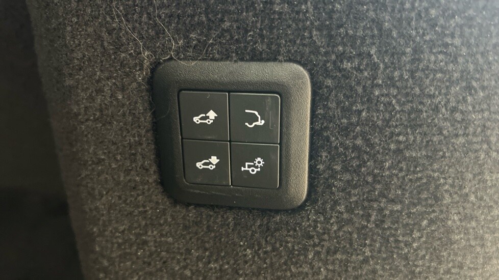 Used Land Rover Range Rover Sport 2019 for sale - 76528896: Photo 91