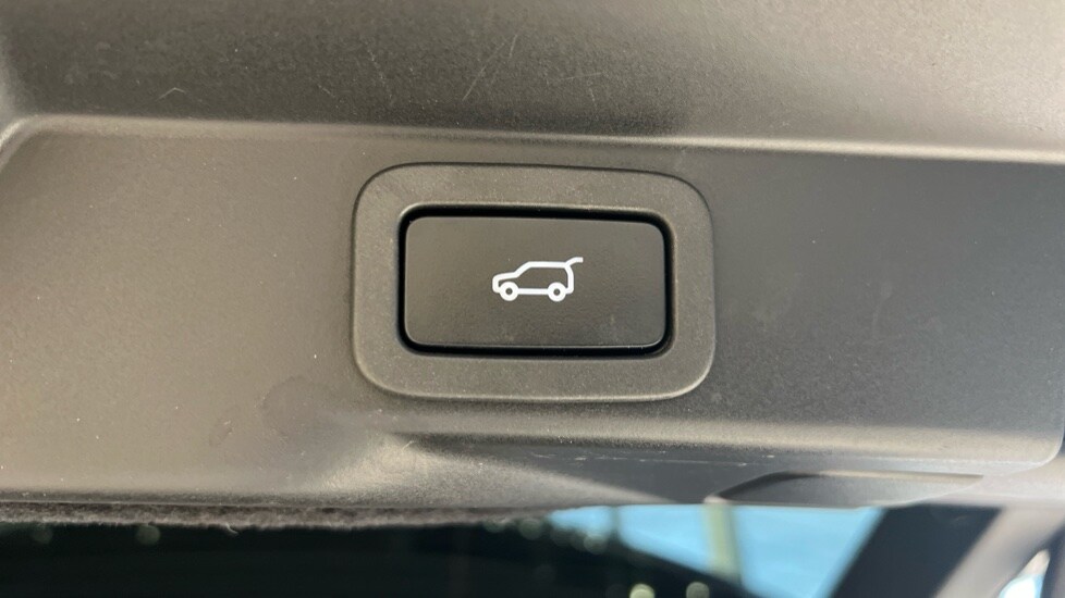 Used Land Rover Range Rover Sport 2019 for sale - 76528896: Photo 93