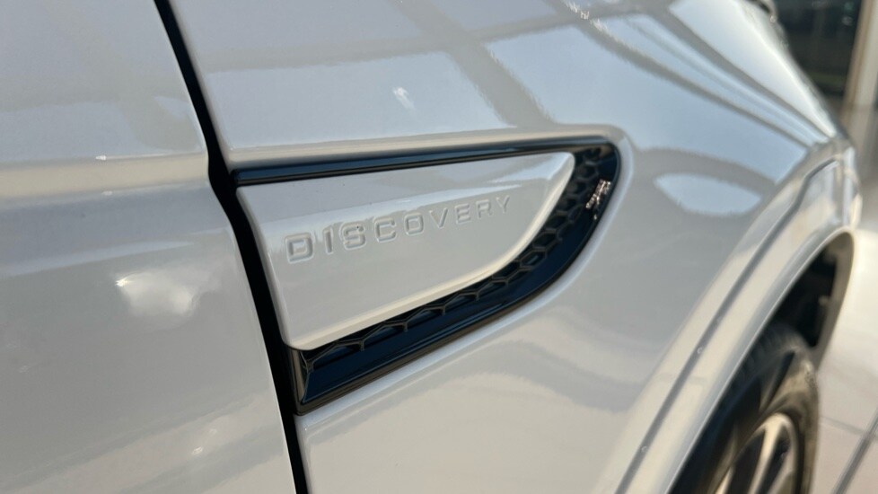 Used Land Rover Discovery Sport 2021 for sale - 76146111: Photo 22